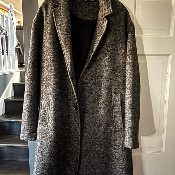 Zara Black and Gray Herringbone Coat - Picture 2 of 7